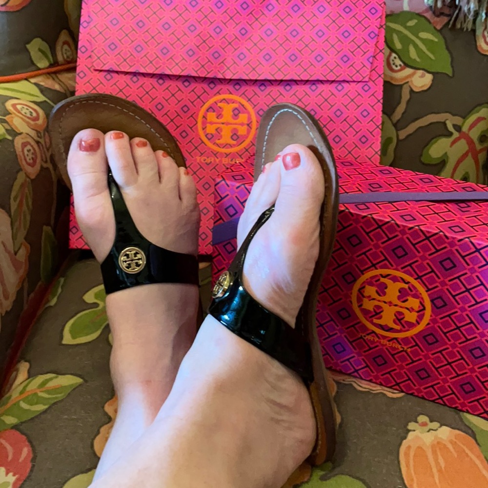 Tory Burch Black Patent Cameron Sandals 8.5